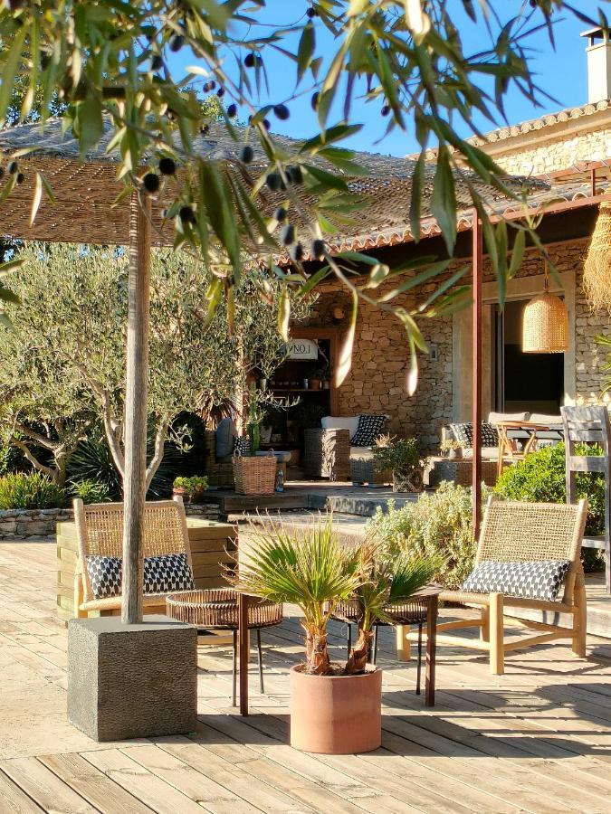Villa Cabrida Cabrieres-d'Avignon Bagian luar foto