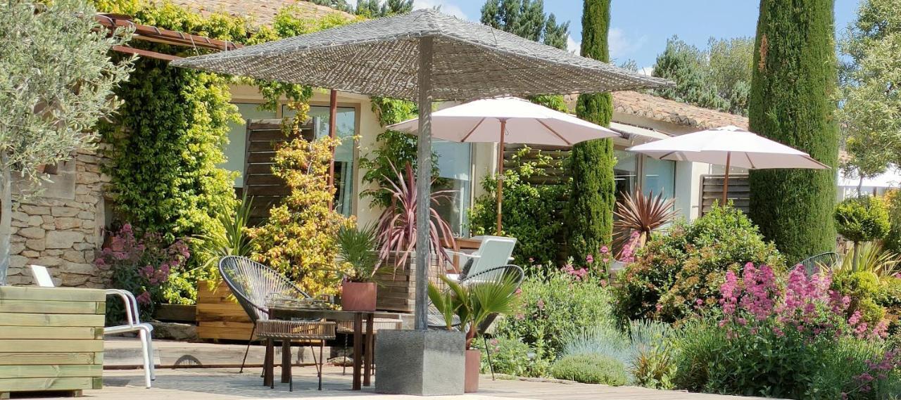 Villa Cabrida Cabrieres-d'Avignon Bagian luar foto